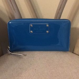 SALE Like New Kate Spade ♠️ Wallet